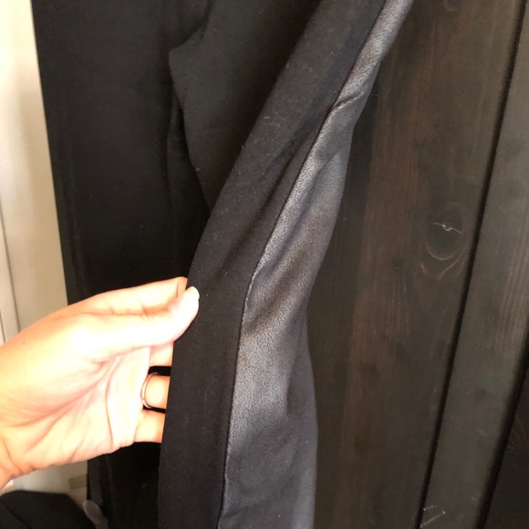 Club Monaco NWOT Tasha Leggings. Size 6 - Picture 6 of 8